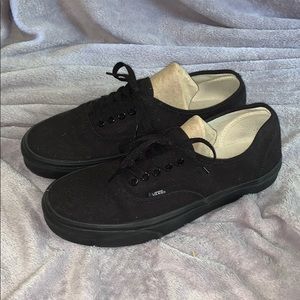 Canvas vans low